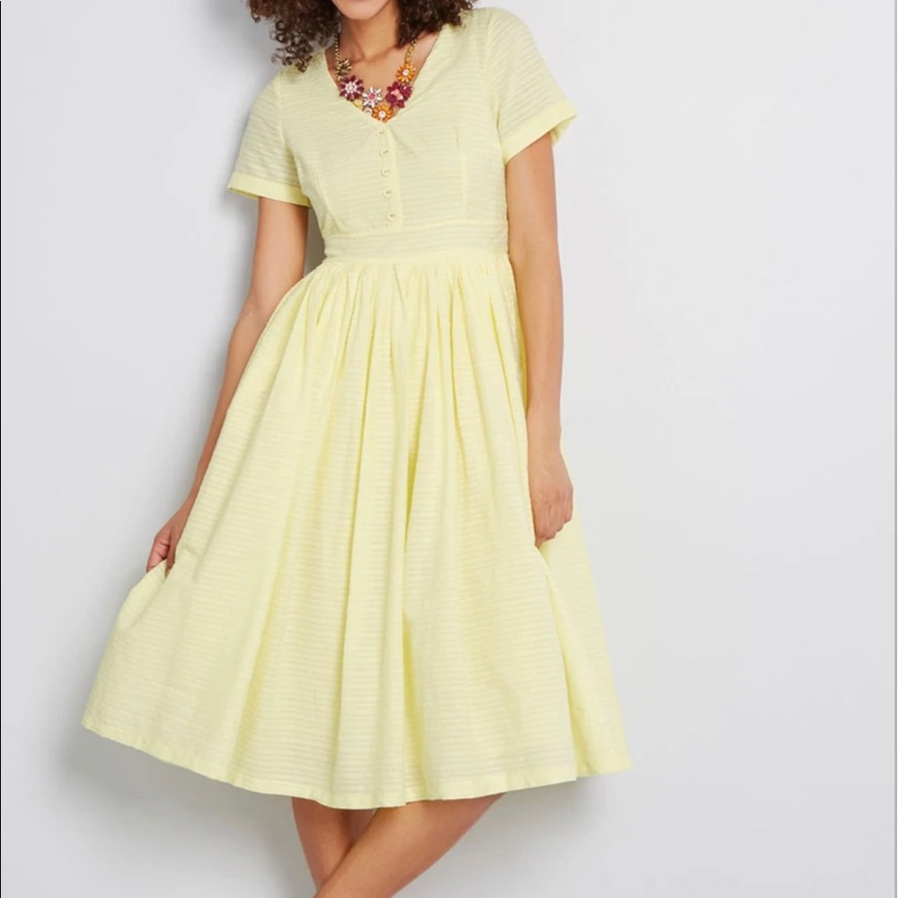 ModCloth Fabulous Fit and Flare Shirt Dress 18